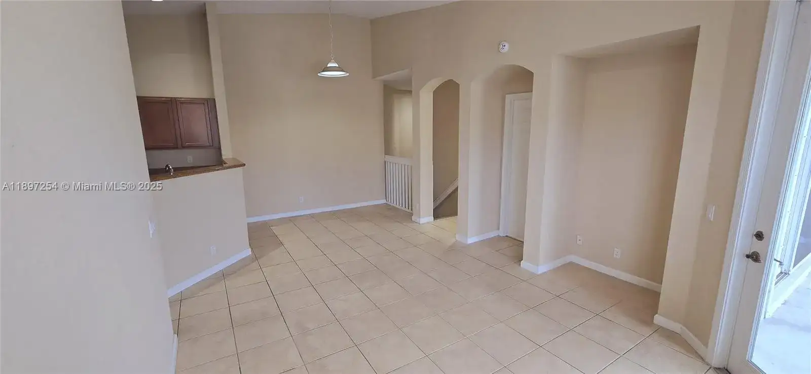 3020 Laurel Ridge Cir, Riviera Beach FL 33404 photo 3
