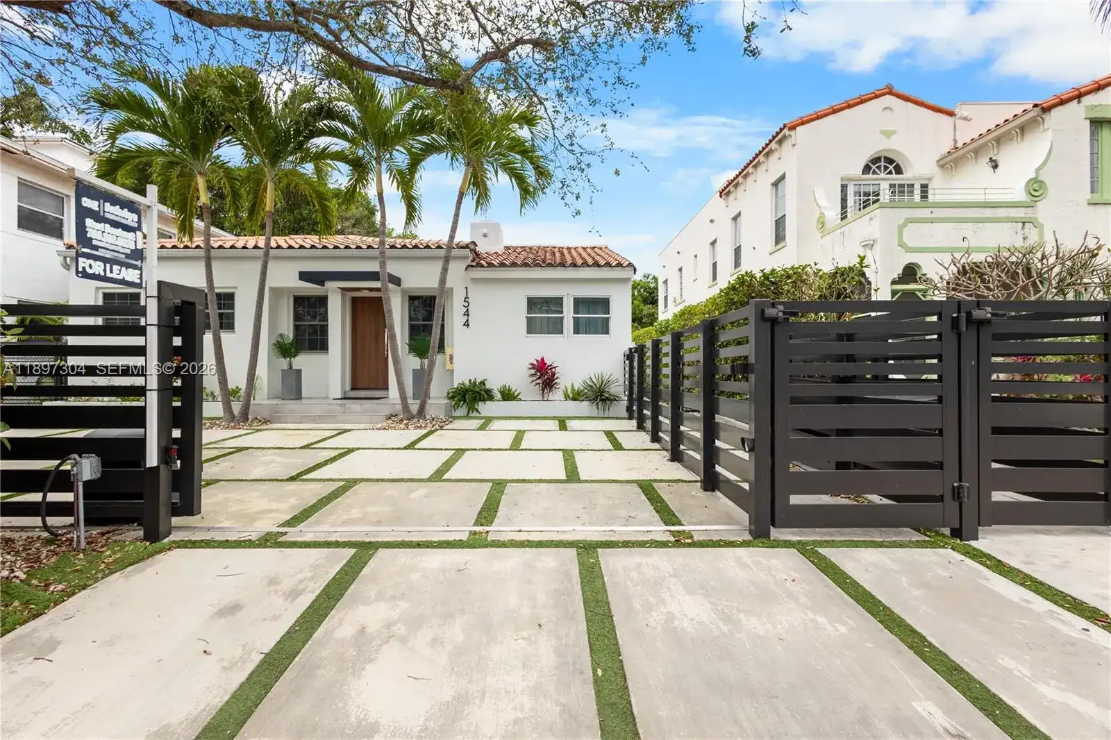 1544 Michigan Ave, Miami Beach FL 33139 photo 2