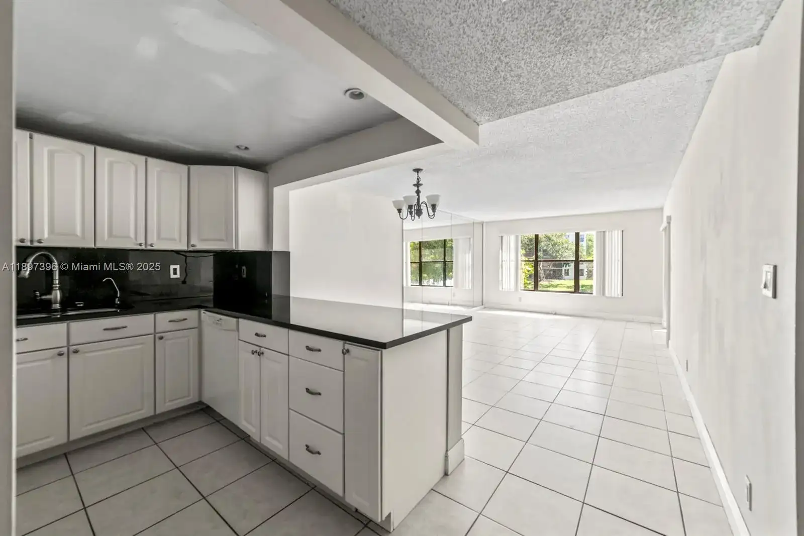 2311 S Cypress Bend Dr # 217A, Pompano Beach FL 33069 photo 5