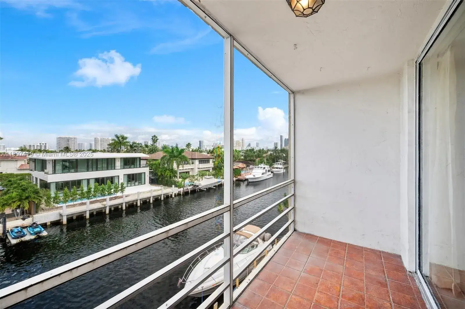 2935 NE 163rd St # 4I, North Miami Beach FL 33160 photo 5
