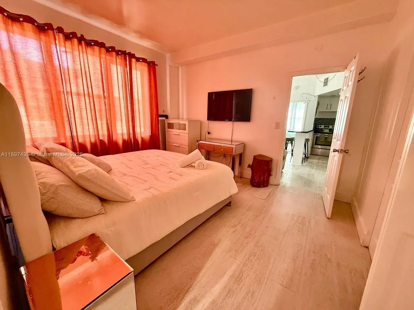 1342 Drexel Ave # 206, Miami Beach FL 33139