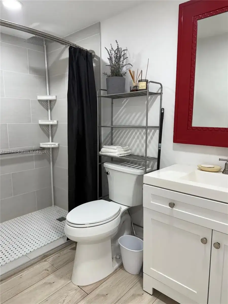 8101 SW 94th Ct # 1, Miami FL 33173 photo 5