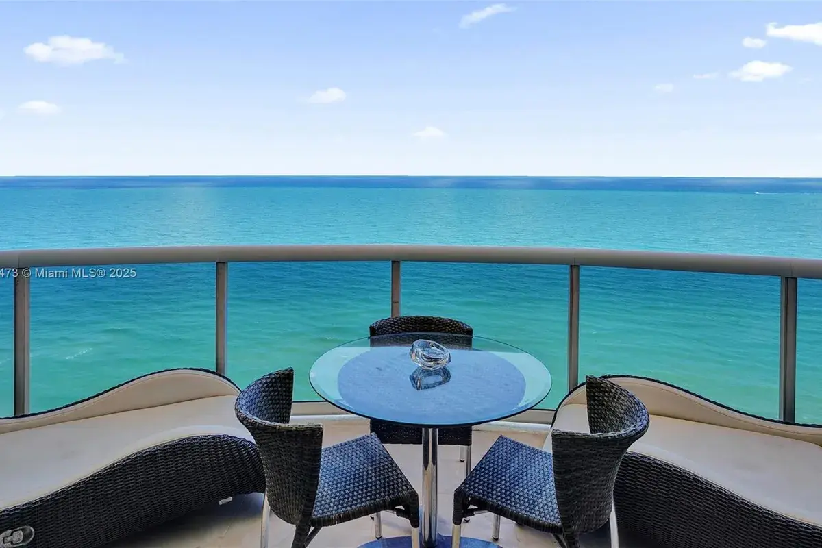 17555 Collins Ave # 2703, Sunny Isles Beach FL 33160
