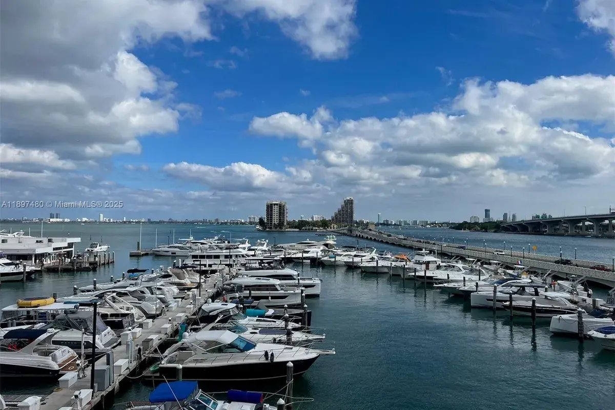 555 NE 15th St # 411, Miami FL 33132