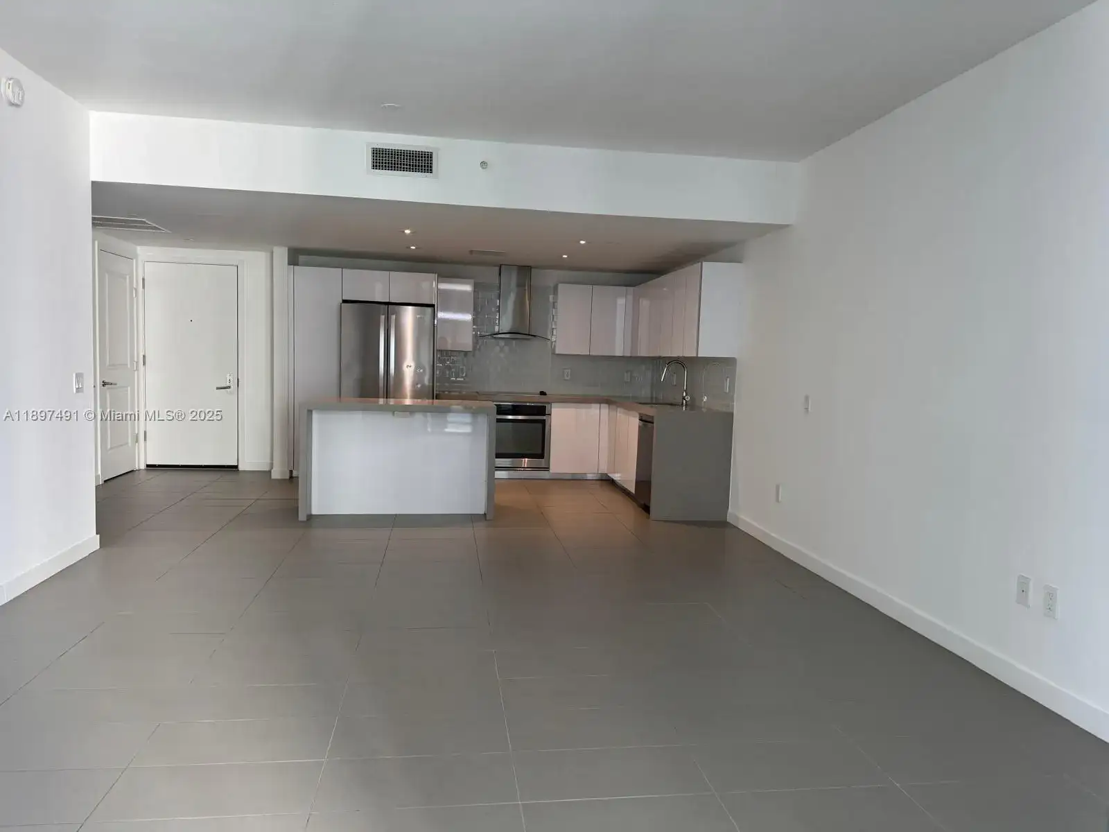 1600 NE 1st Ave # 2217, Miami FL 33132 photo 2