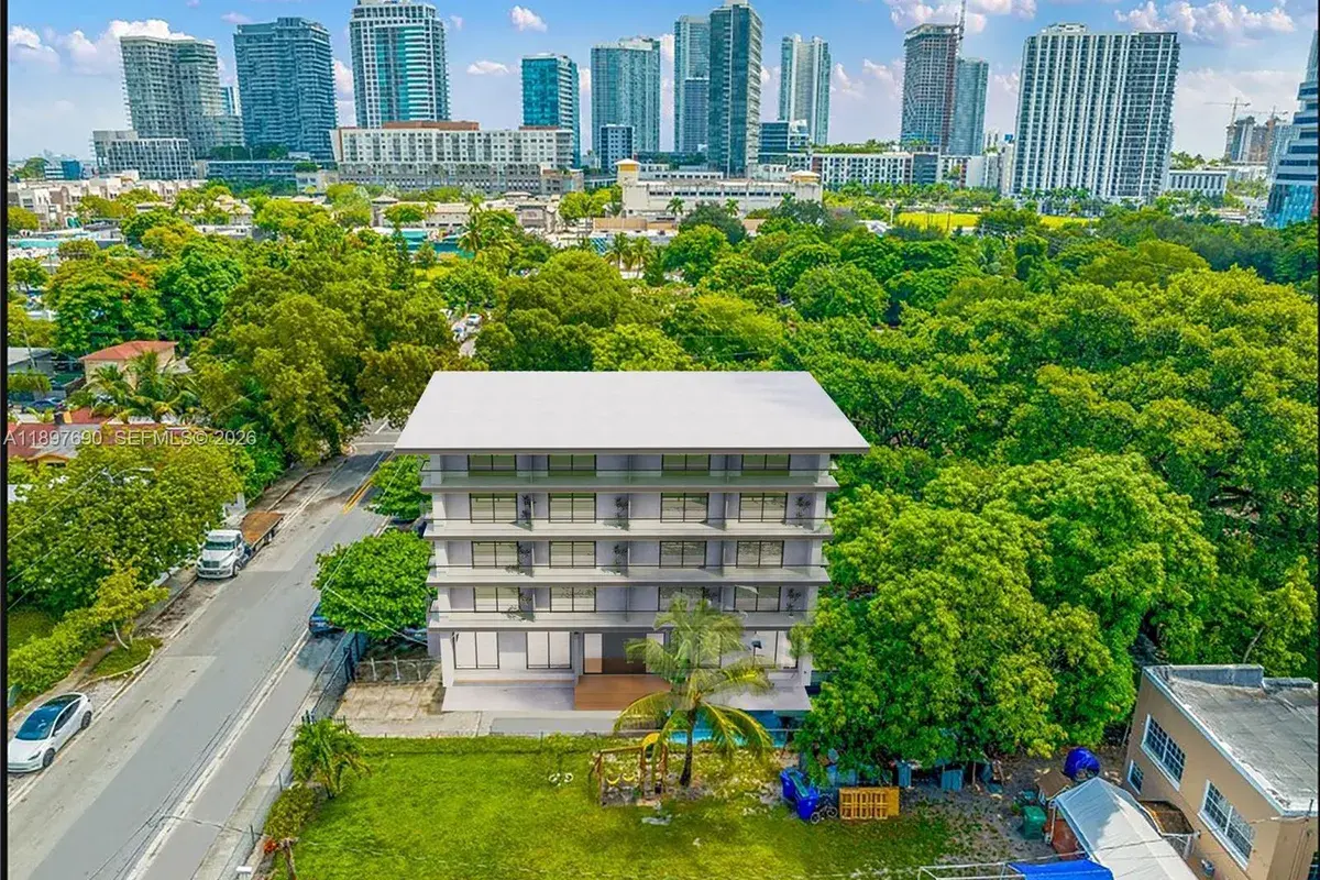 120 NW 32nd St, Miami FL 33127