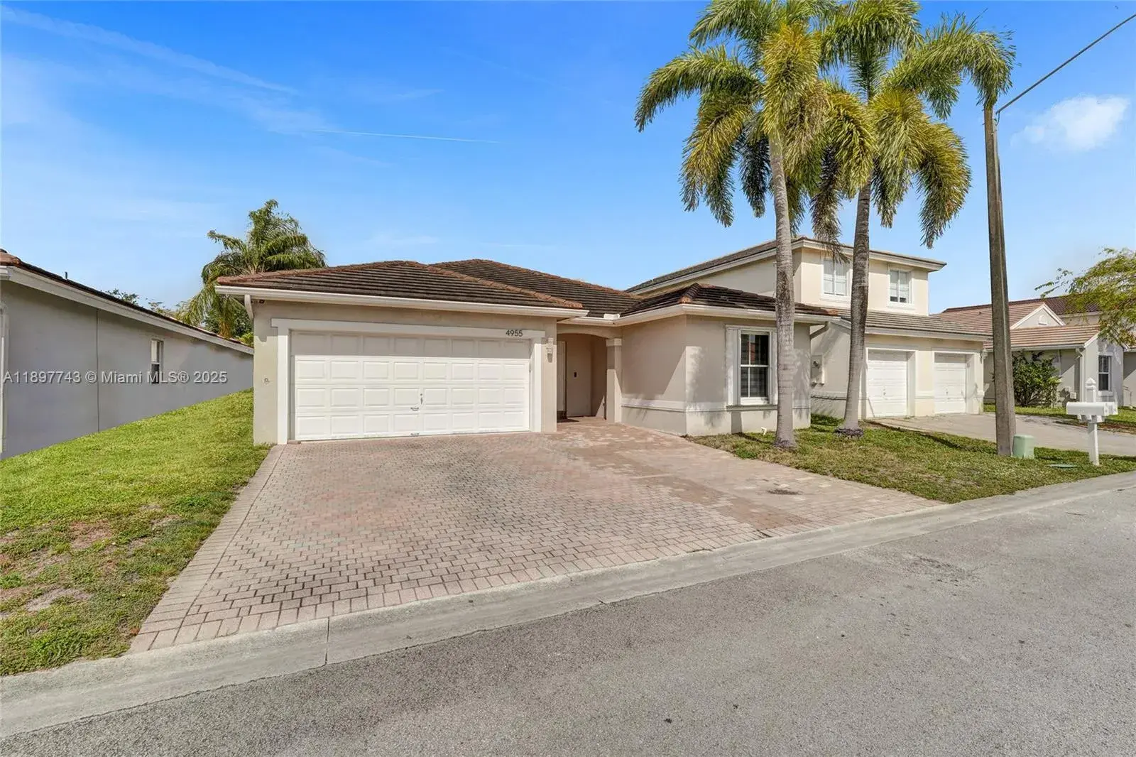 4955 SW 33rd Ave, Hollywood FL 33312
