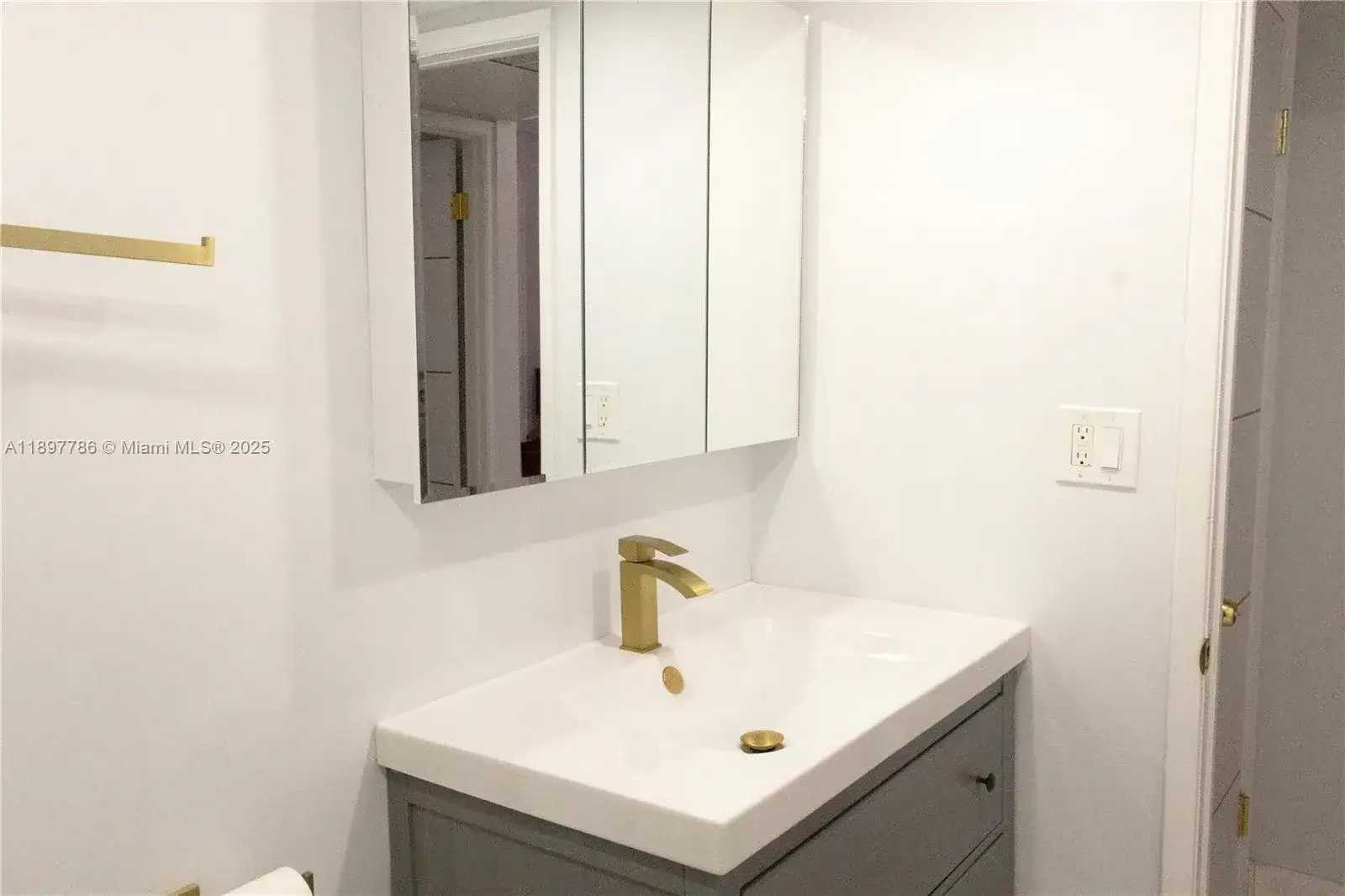 5005 Collins Ave # 1523, Miami Beach FL 33140 photo 5