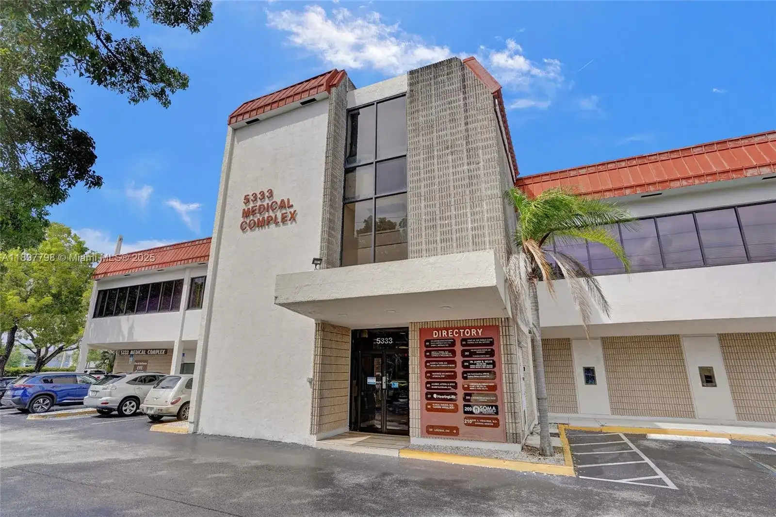 5333 N dixie hwy, Oakland Park FL 33334 photo 2