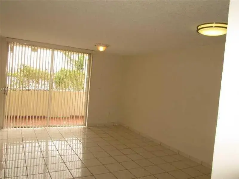 10000 NW 80th Ct # 2309, Hialeah Gardens FL 33016 photo 2