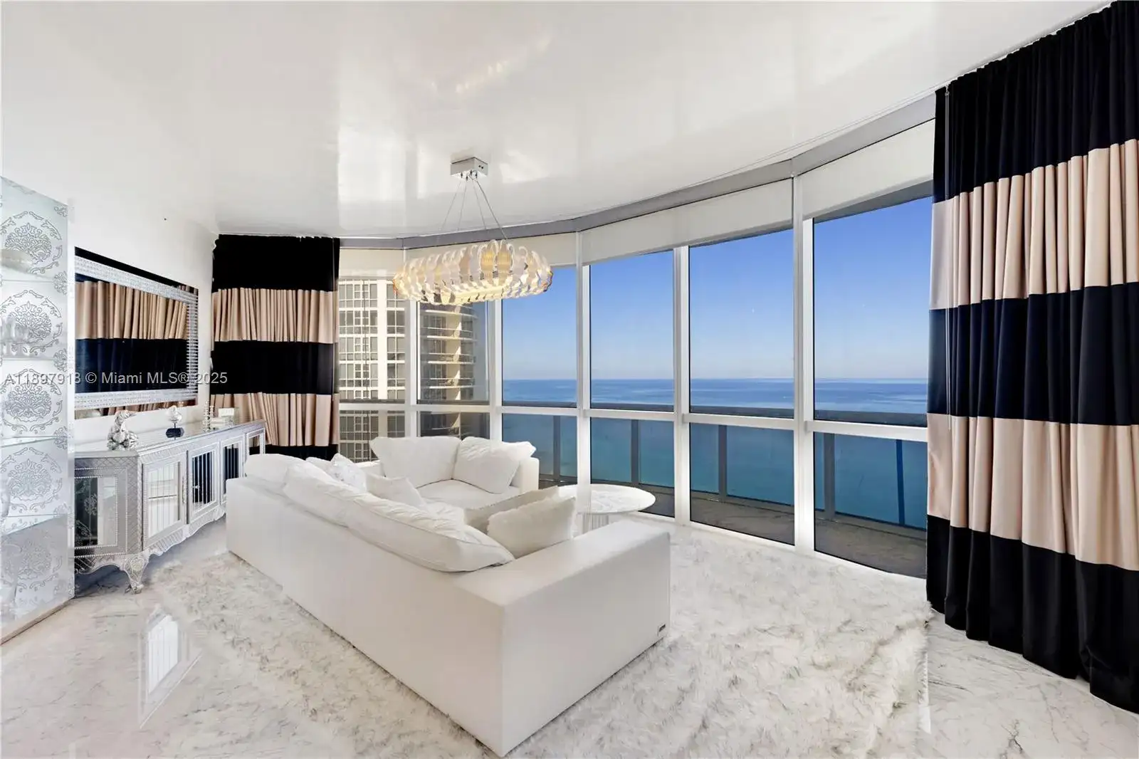 18101 Collins Ave # 4609, Sunny Isles Beach FL 33160 photo 2