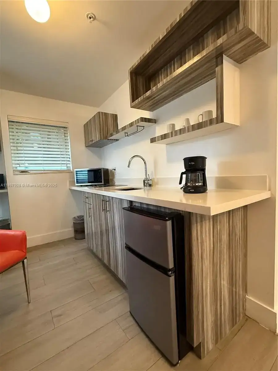 8320 Harding Ave # 1, Miami Beach FL 33141 photo 4