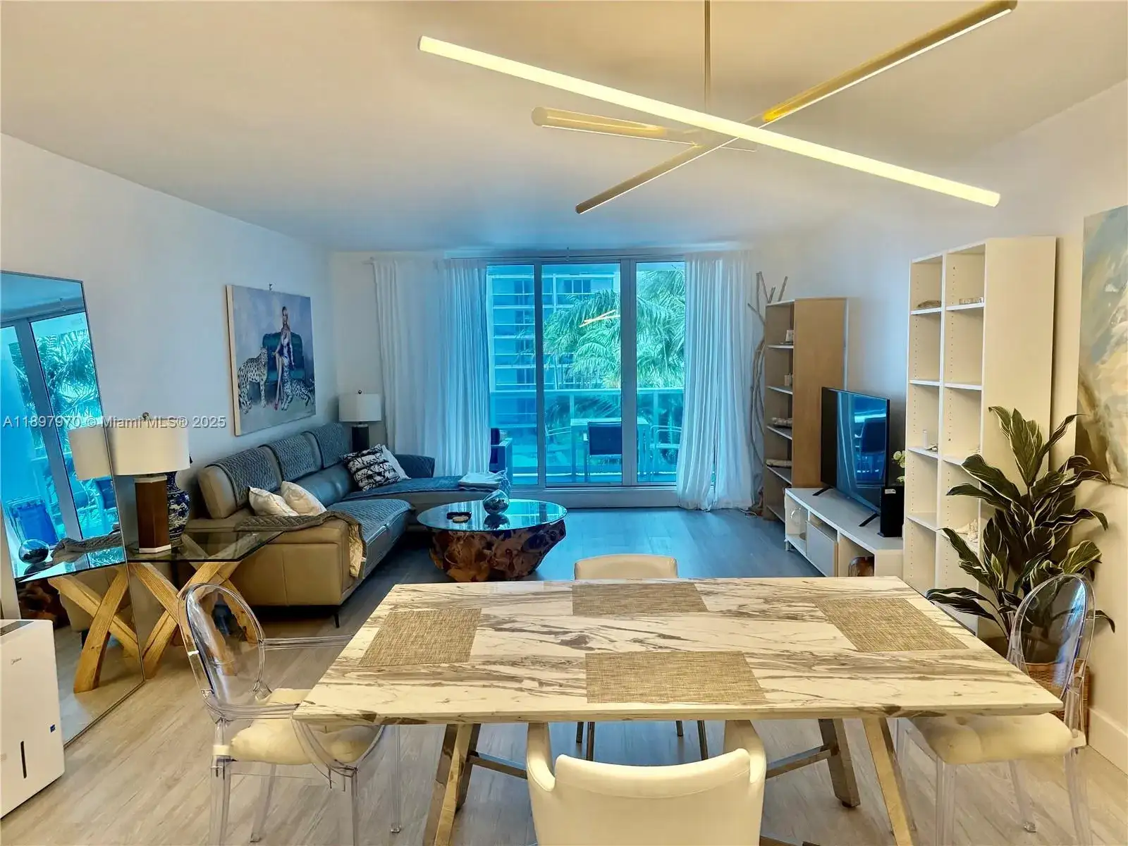 2301 Collins Ave # 619, Miami Beach FL 33139 photo 2