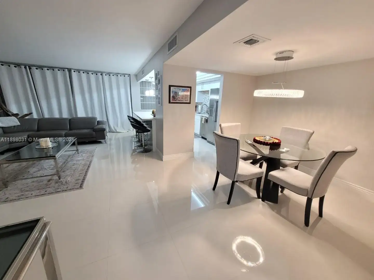 18071 Biscayne Blvd # 1801, Aventura FL 33160 photo 4
