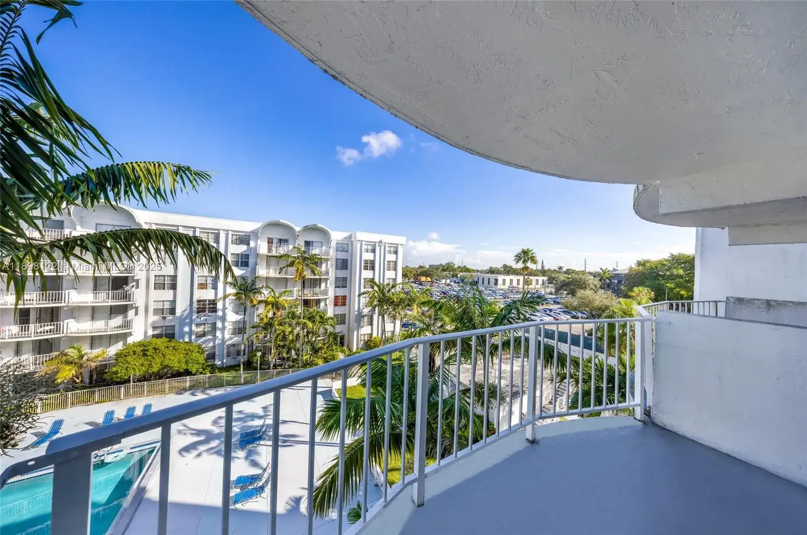 492 NW 165th St Rd # 512, Miami FL 33169 photo 2