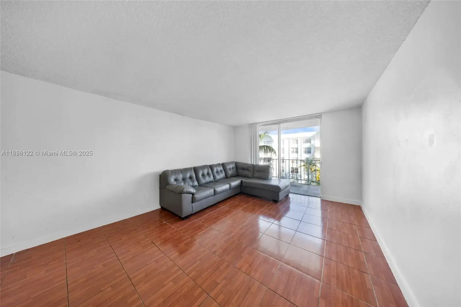 492 NW 165th St Rd # 512, Miami FL 33169 photo 5
