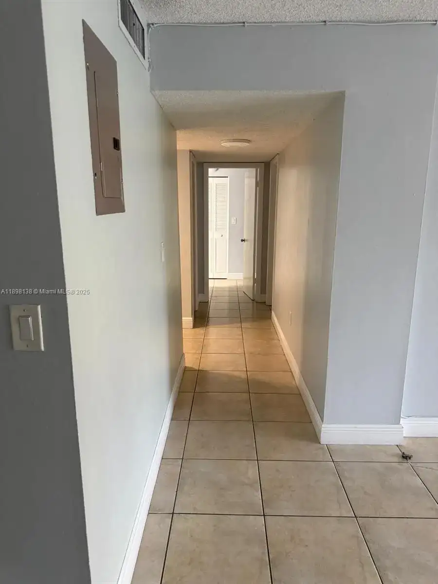 6831 SW 147th Ave, Miami FL 33193 photo 3
