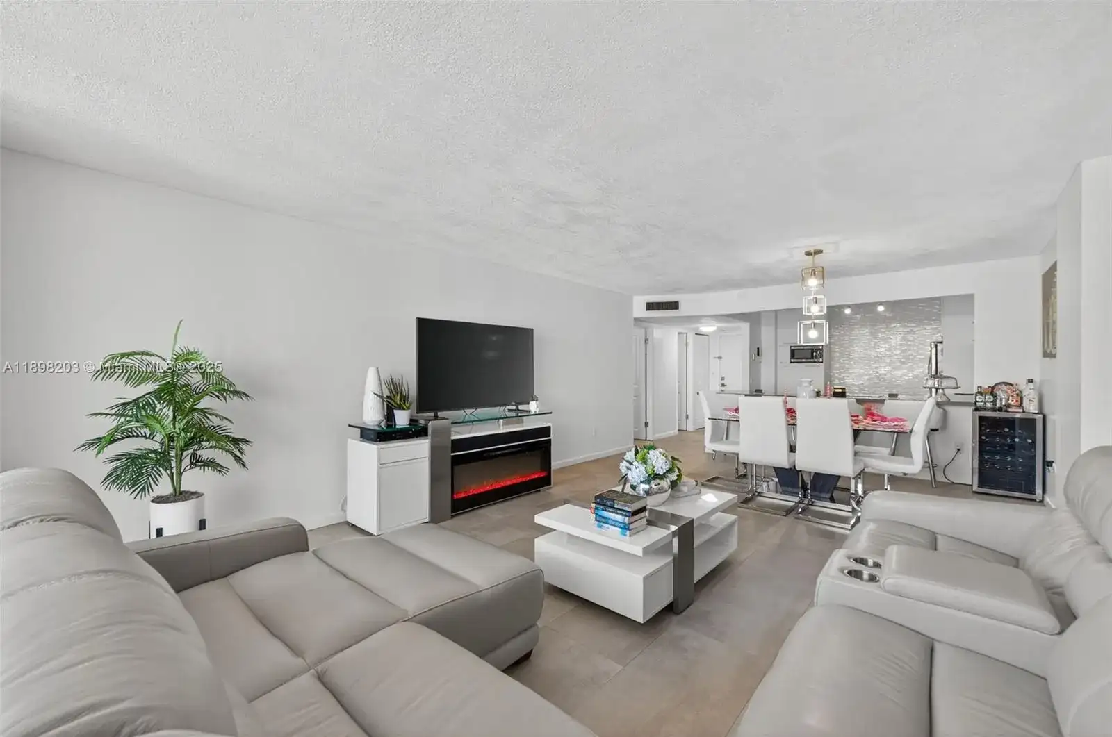 2851 NE 183rd St # 605E, Aventura FL 33160 photo 3