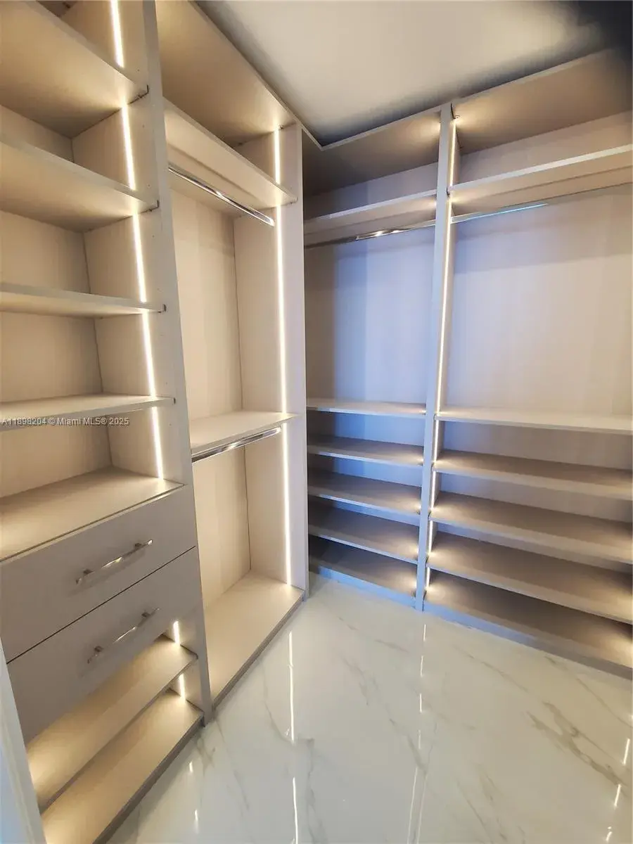 700 NE 24th Street # 1101, Miami FL 33137