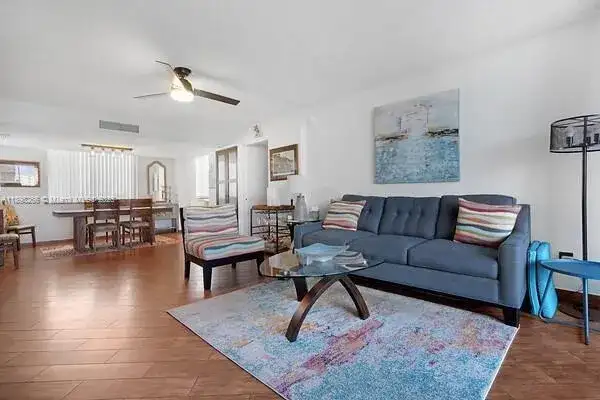 1605 S Us Highway 1, Jupiter FL 33477 photo 2