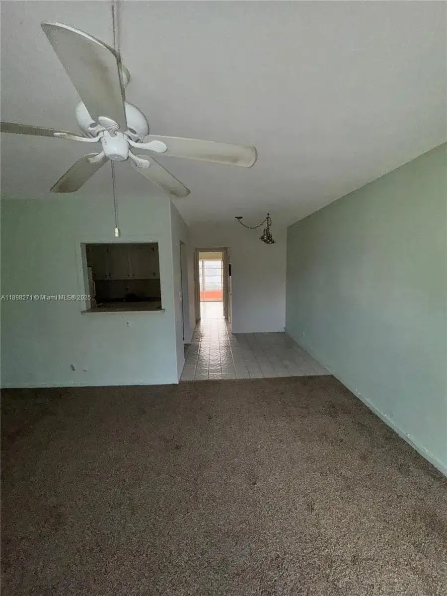 211 Coventry I # 211, West Palm Beach FL 33417 photo 2