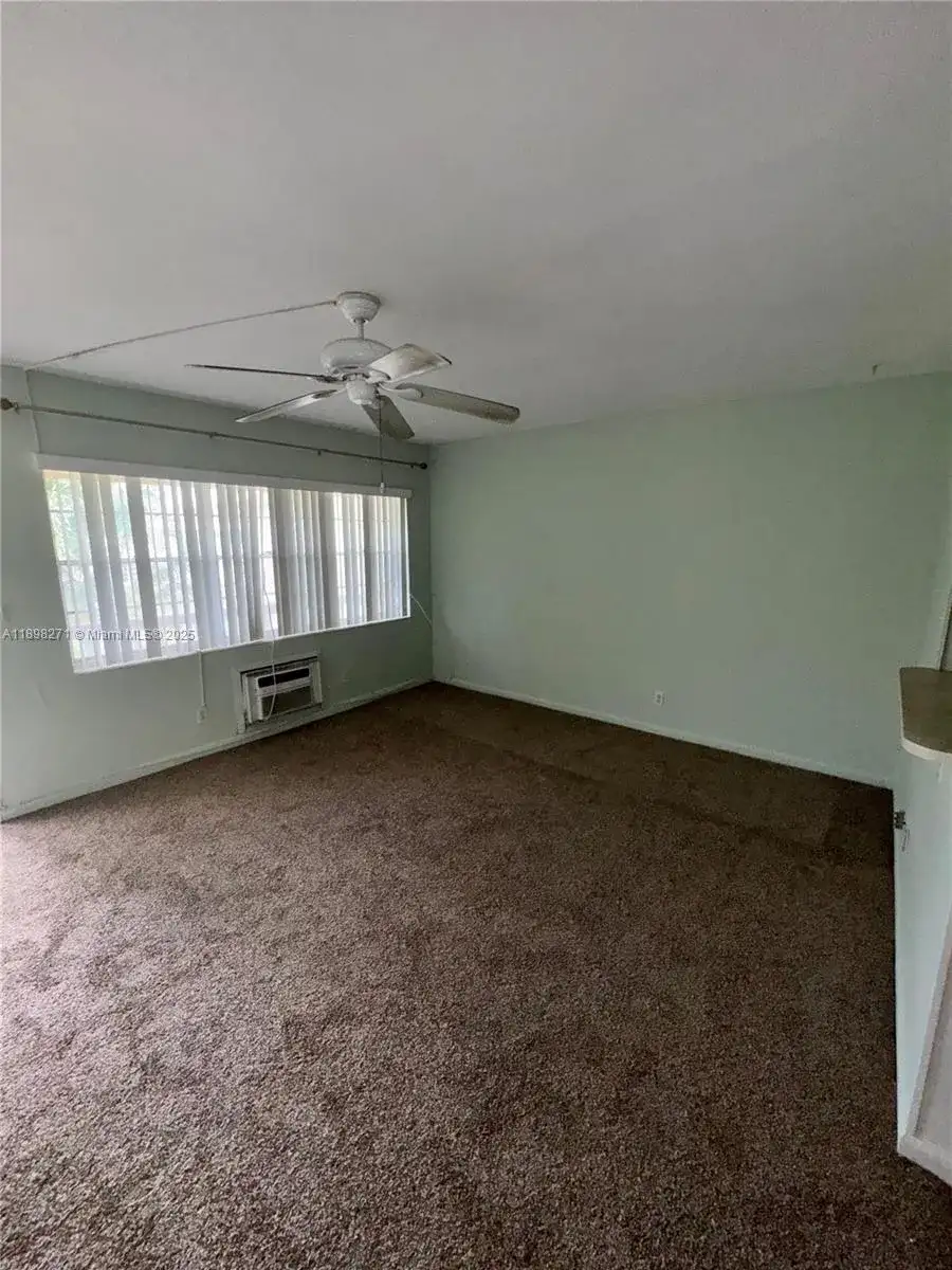 211 Coventry I # 211, West Palm Beach FL 33417 photo 4
