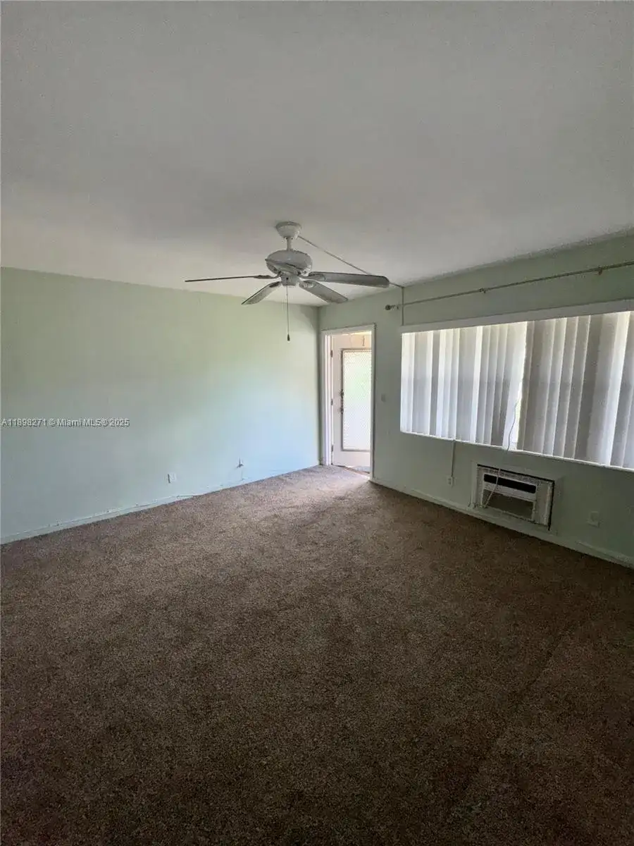 211 Coventry I # 211, West Palm Beach FL 33417 photo 5