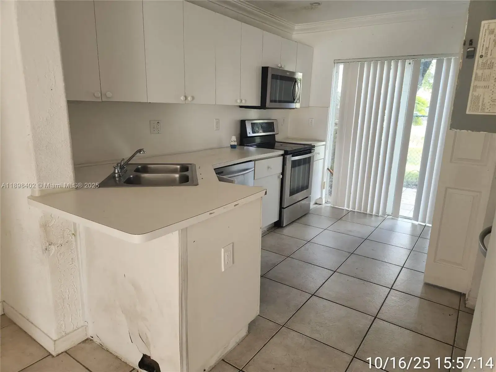 5775 NW 109th Ave # 13, Doral FL 33178 photo 3