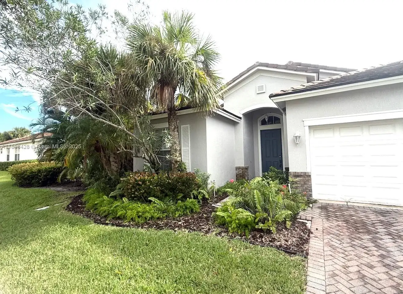 9517 SW Flowermound Cir, Port St. Lucie FL 34987 photo 2