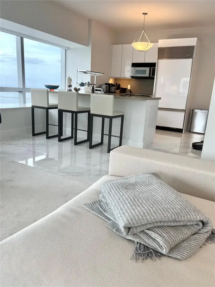 1435 Brickell Ave # 3307, Miami FL 33131 photo 5