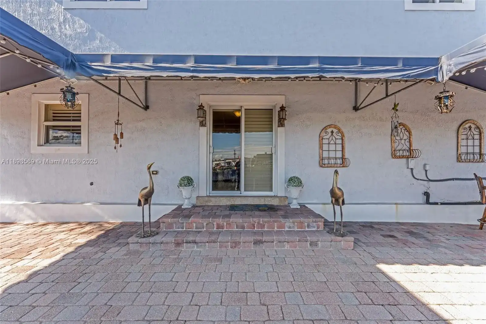 8357 NW South River Dr, Medley FL 33166 photo 5