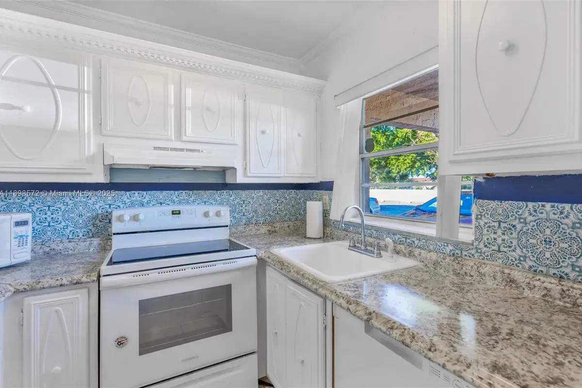 4143 N Ocean Blvd # 104, Fort Lauderdale FL 33308