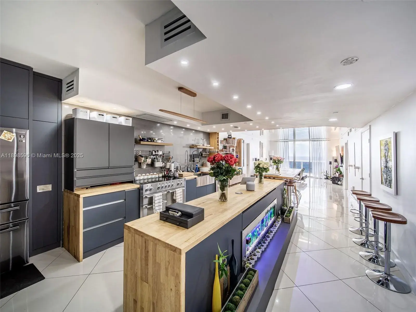 1800 S Ocean Dr # 3102, Hallandale Beach FL 33009