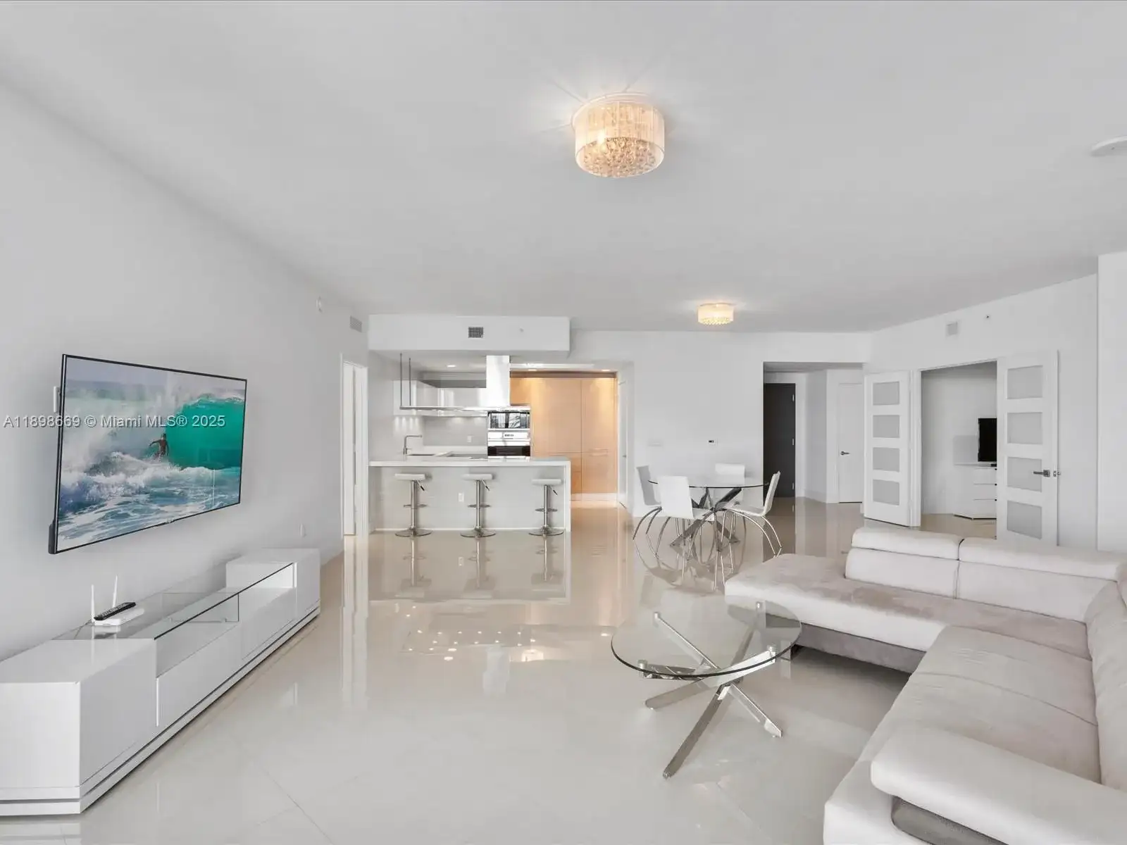 17301 Biscayne Blvd # 1704, North Miami Beach FL 33160 photo 4