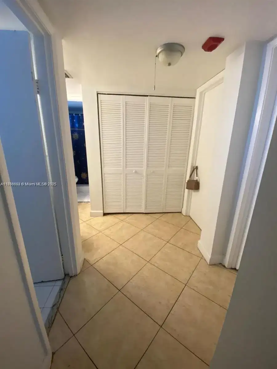 310 E Fontainebleau Blvd # 506, Miami FL 33172 photo 3
