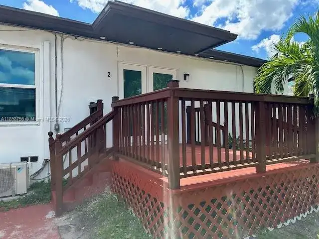 2215 SW 47th St # 2, Dania Beach FL 33312 photo 2