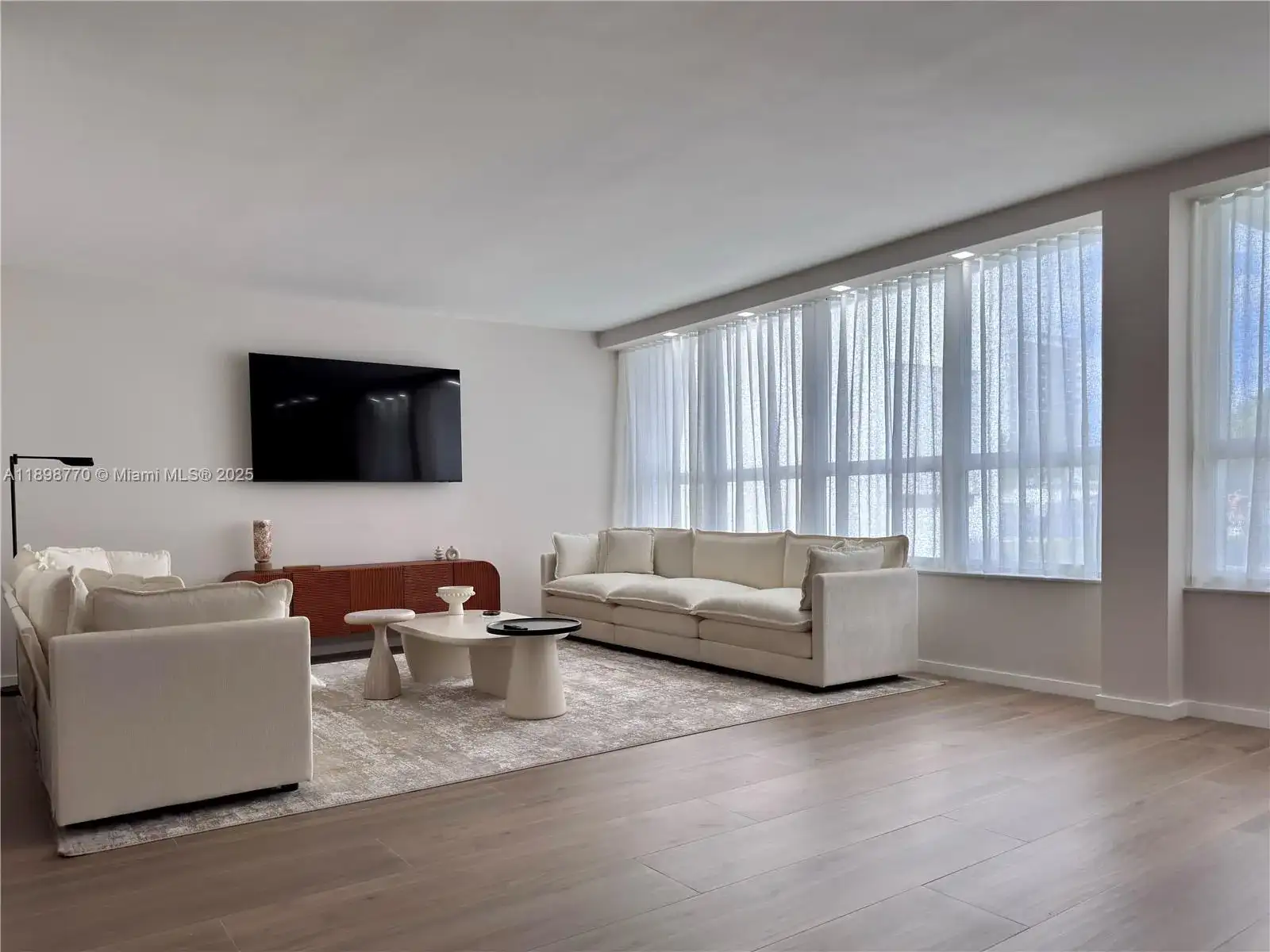 10230 Collins Ave # 102, Bal Harbour FL 33154 photo 2