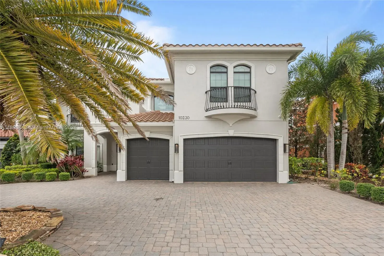 10230 Sweet Bay Ct, Parkland FL 33076