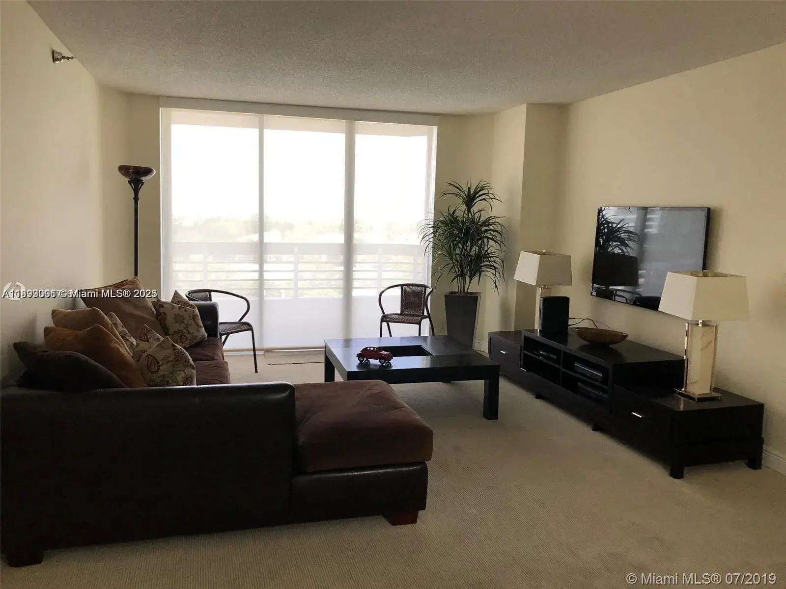 3530 Mystic Pointe Dr # 1008, Aventura FL 33180