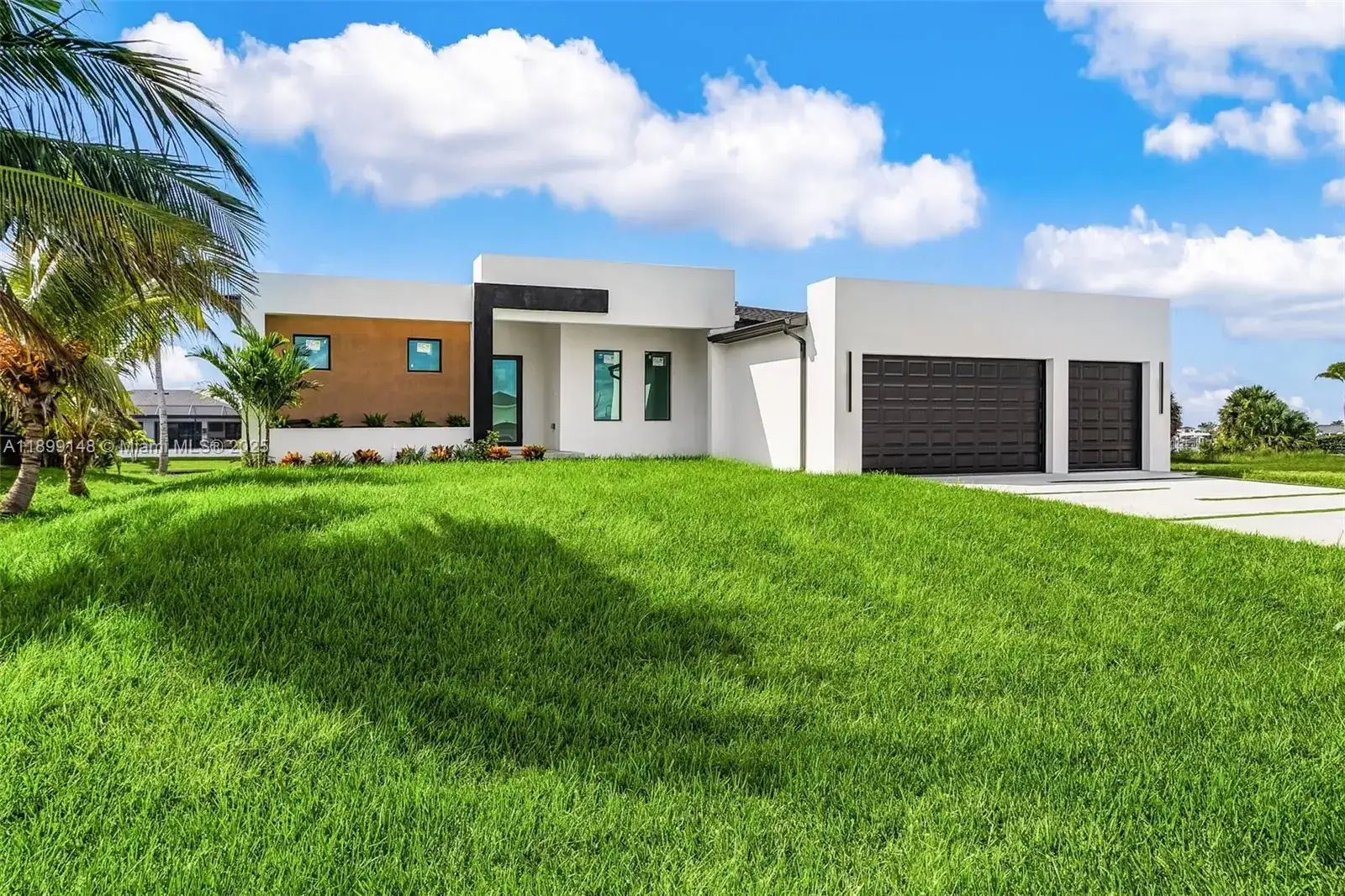 4116 NW 36TH LN, Cape Coral FL 33993 photo 2