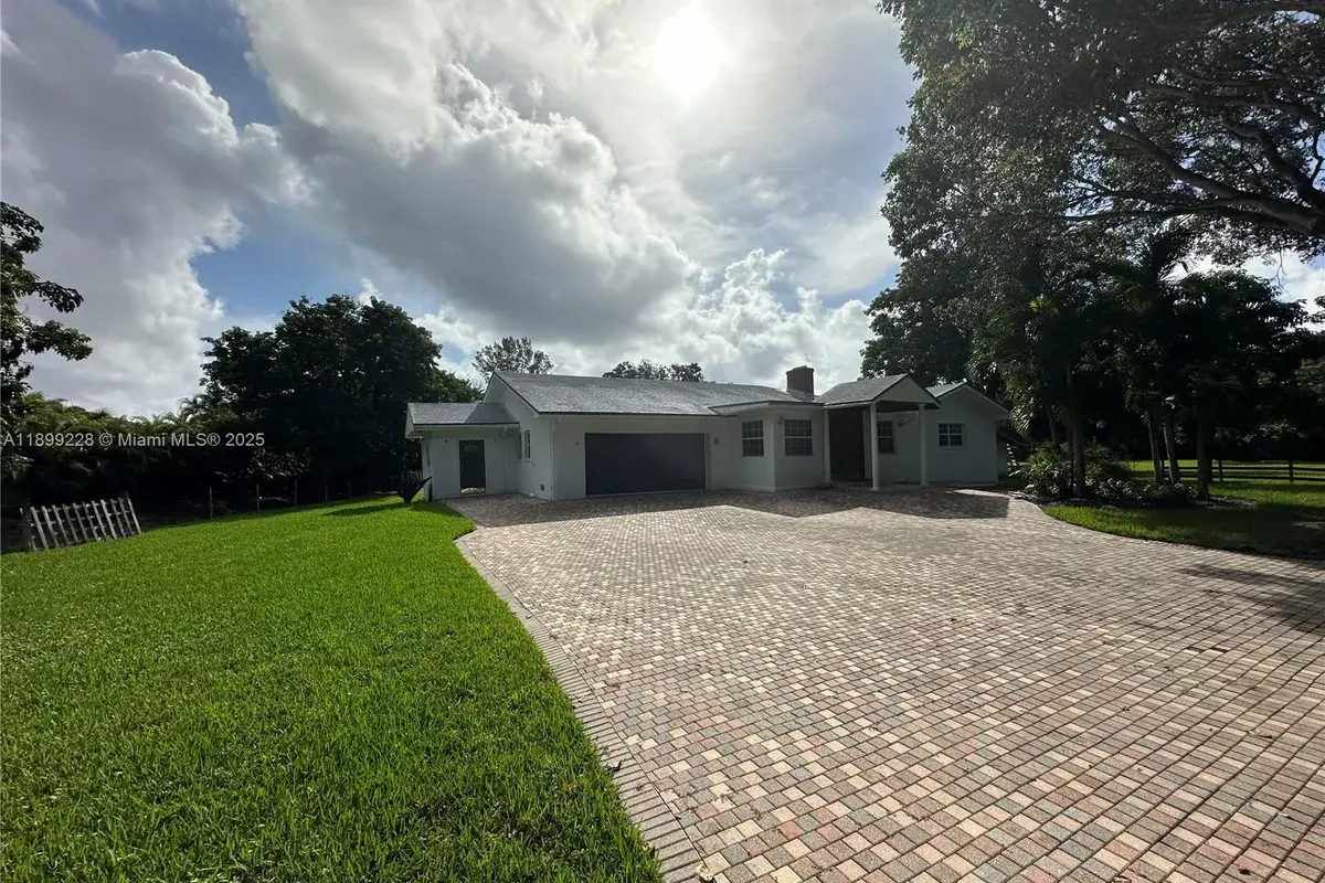 6300 SW 181st Ln, Southwest Ranches FL 33331
