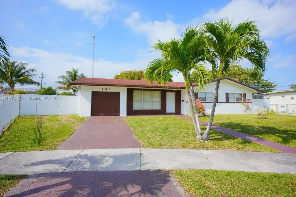 135 NW 208th St # 135, Miami Gardens FL 33169 photo 2