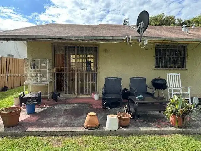 311 NW 132nd Ct, Miami FL 33182 photo 2