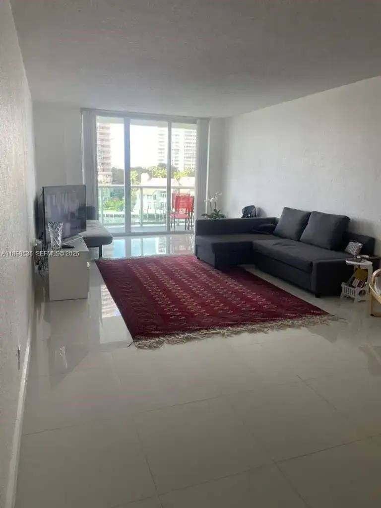 19390 Collins Ave # 525, Sunny Isles Beach FL 33160 photo 4