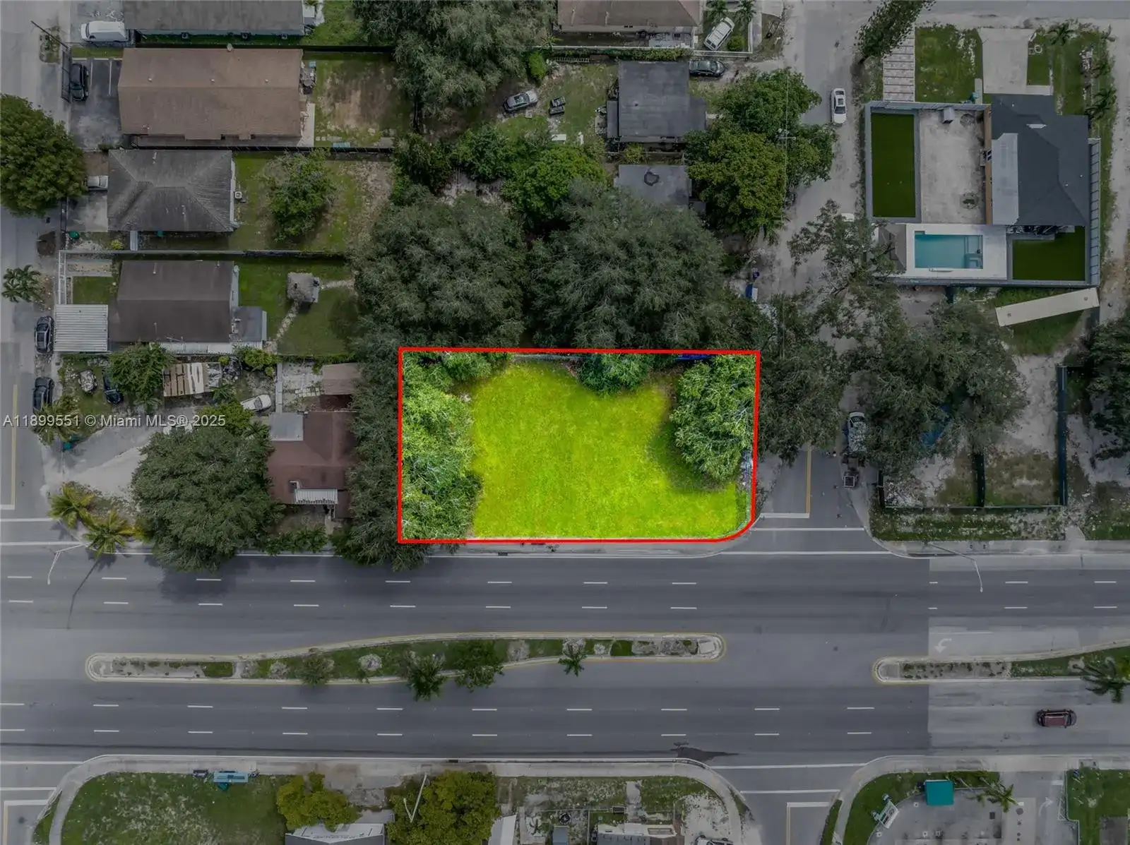90 2200, Miami FL 33147 photo 4