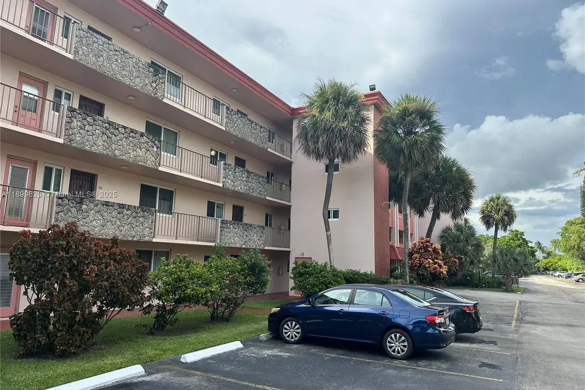 1101 NW 58th Ter # 108, Sunrise FL 33313