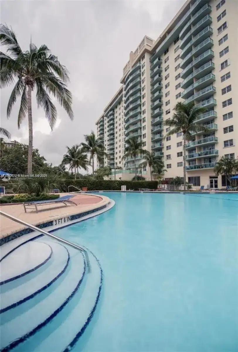 19380 Collins Ave # 224, Sunny Isles Beach FL 33160