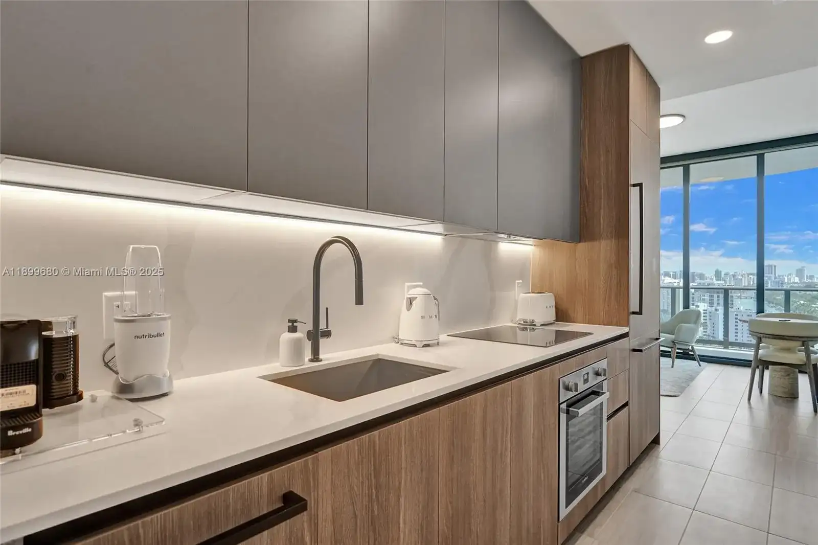 580 72nd street # 1808, Miami Beach FL 33141 photo 4