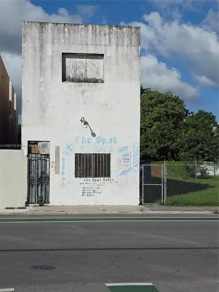 6306 NW 15th Ave, Miami FL 33147
