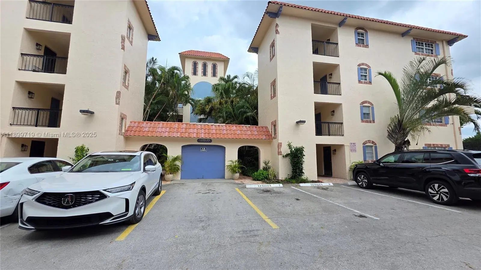 650 Tennis Club Dr # 308, Fort Lauderdale FL 33311
